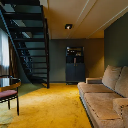 Mai Hotel