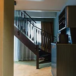 Ξενοδοχείο Mai 4*