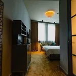 Mai Ξενοδοχείο 4*