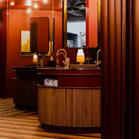 Mai Otel 4*