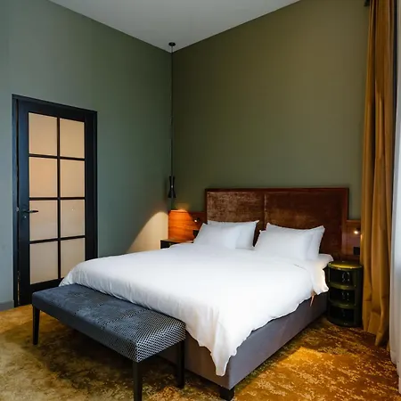 Otel Mai 4*