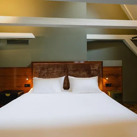 Otel Mai Amsterdam