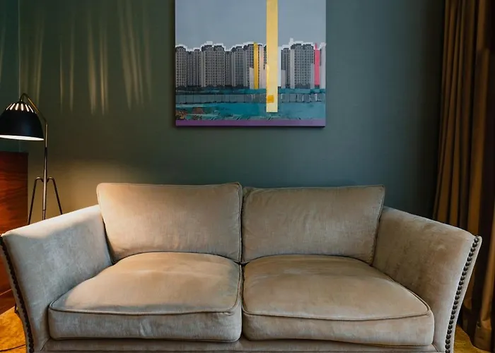 Mai アムステルダム