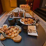 Mai Hotel Amsterdam